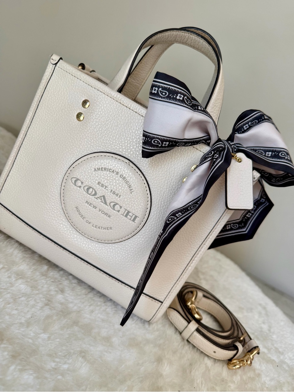 Coach dempsey tote bag 22 in off white leather and bow - Picture 3 of 12